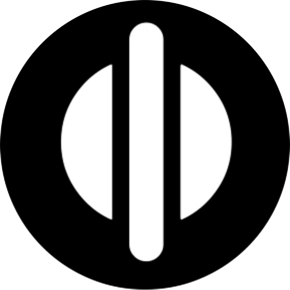 Play Logo